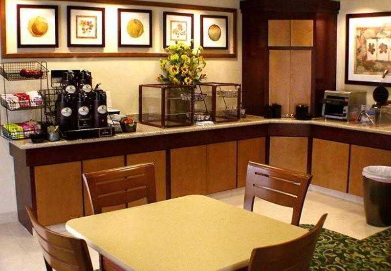 Fairfield Inn And Suites By Marriott Tifton Bagian luar foto